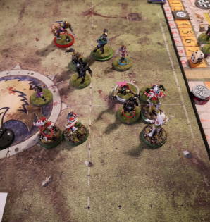 http://www.vekn.fr/bloodbowl/surf1.jpg